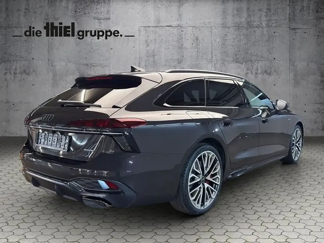 Audi A6 S tronic quattro Avant - Thumbnail 3