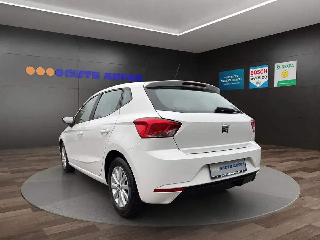 SEAT Ibiza - Thumbnail 3