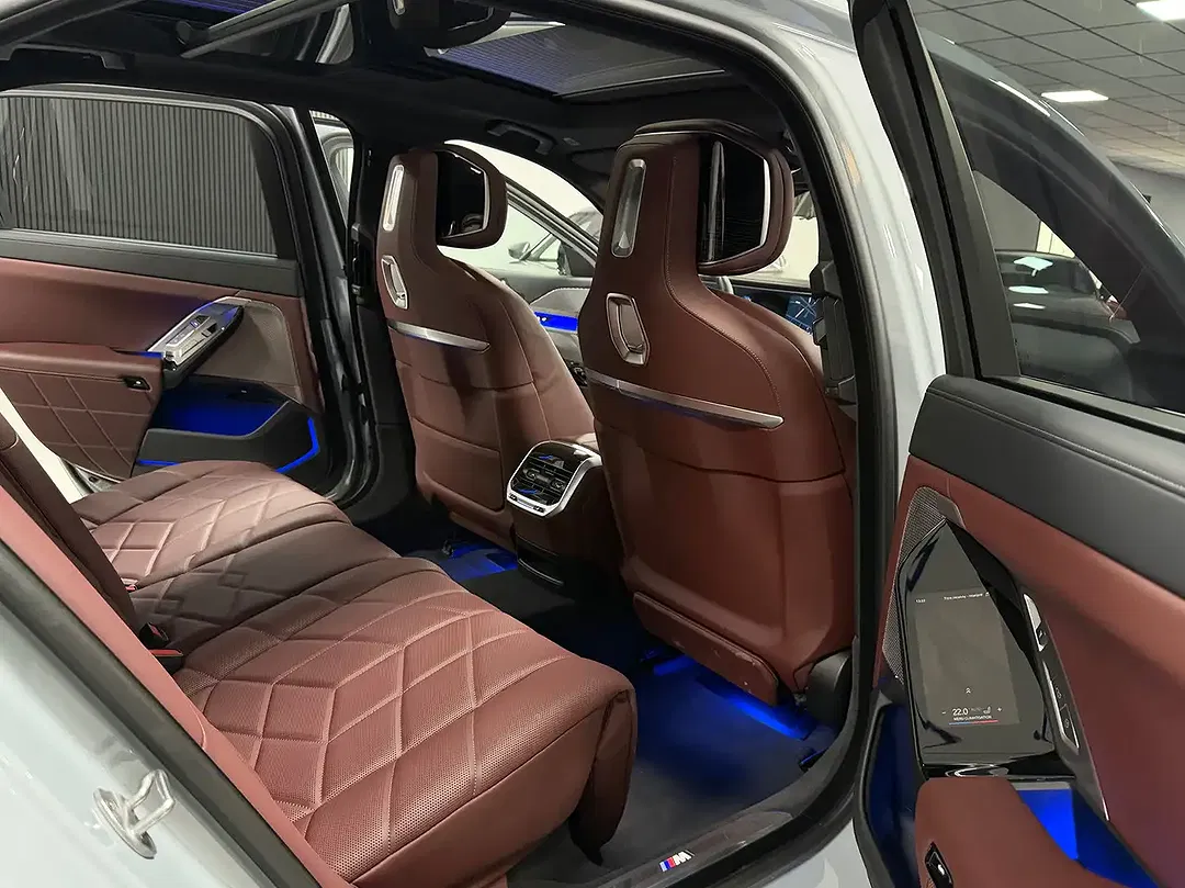 BMW 750 PHEV Pro - foto 15