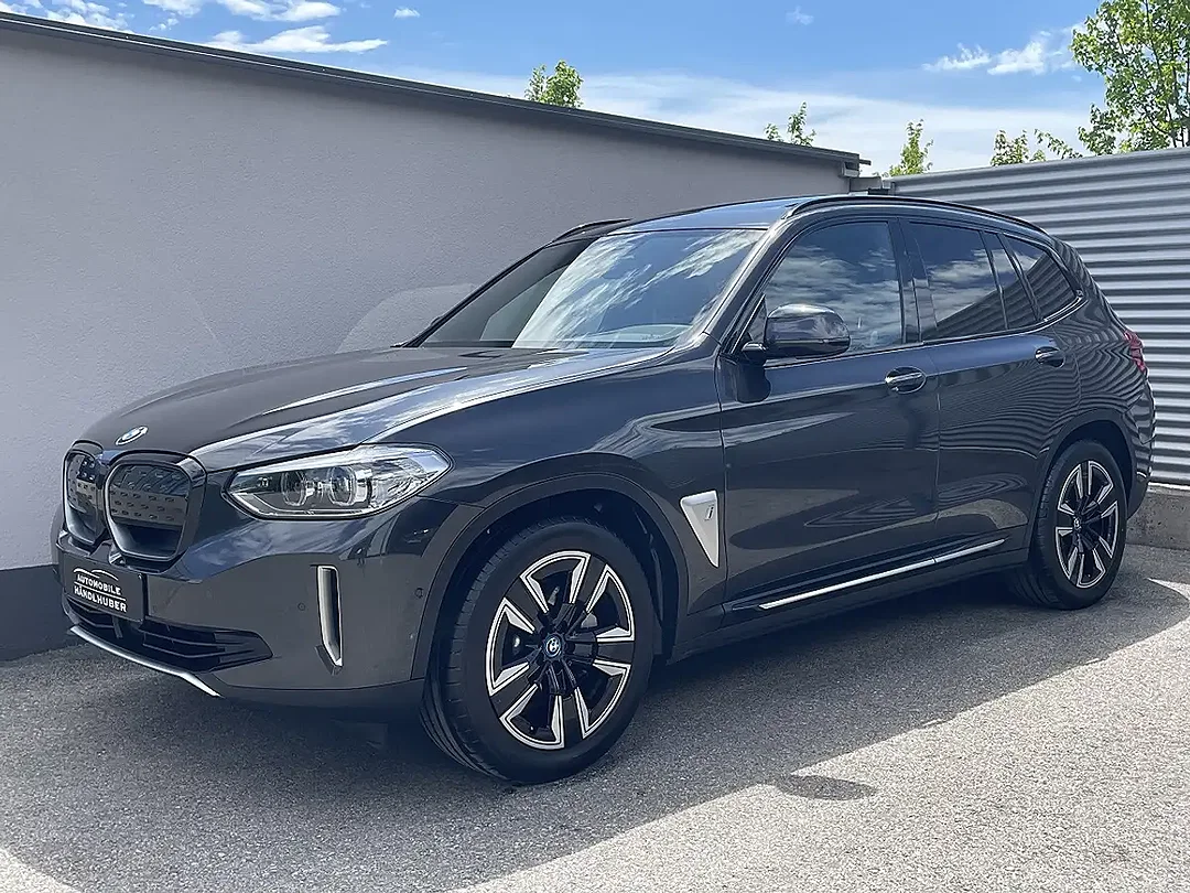 BMW iX3 - Afbeelding 1