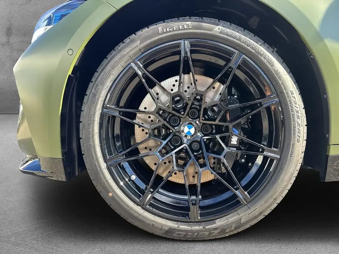 BMW M4 xDrive Competition Convertible - Thumbnail 7