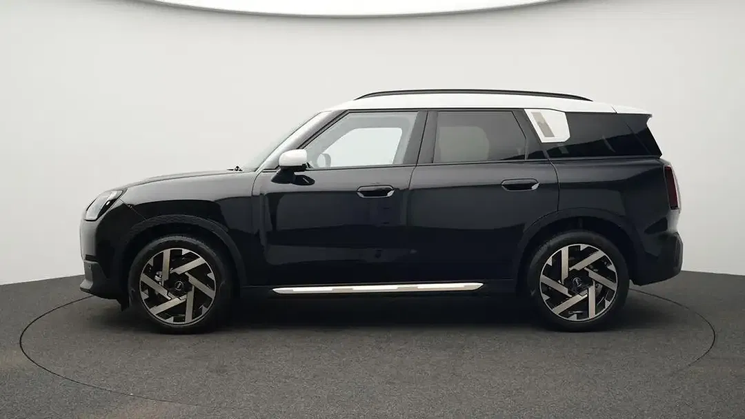 MINI Countryman C Favoured Trim - Thumbnail 3