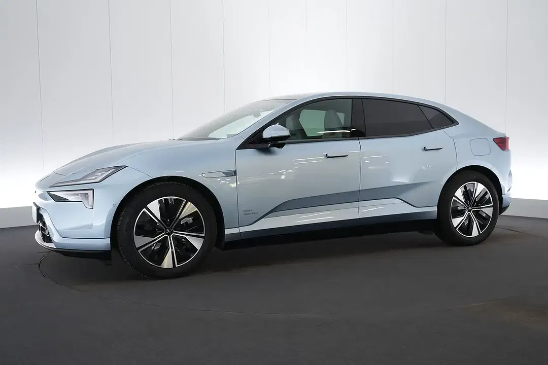 Polestar 4 100 kWh Long Range Dual Motor - Thumbnail 12