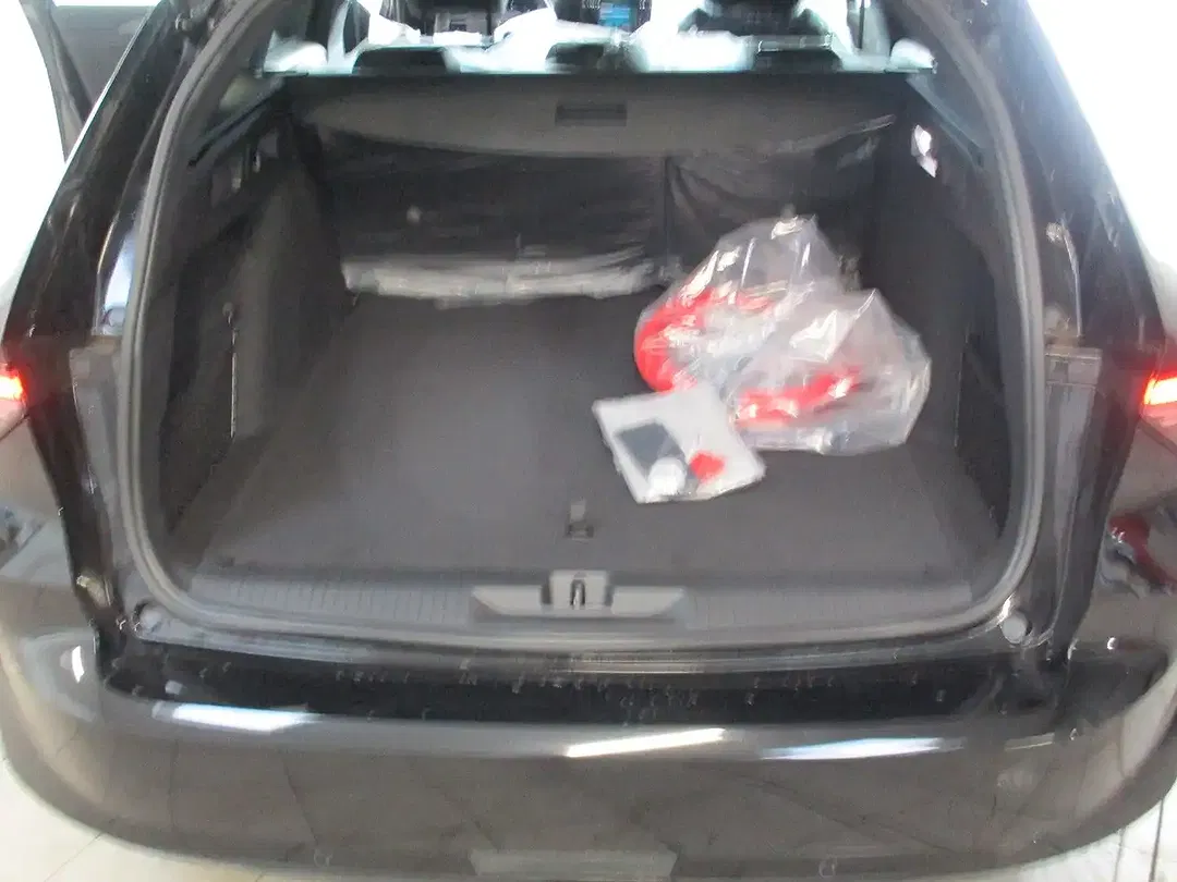 Opel Astra EV GS Matrix LED - Thumbnail 11