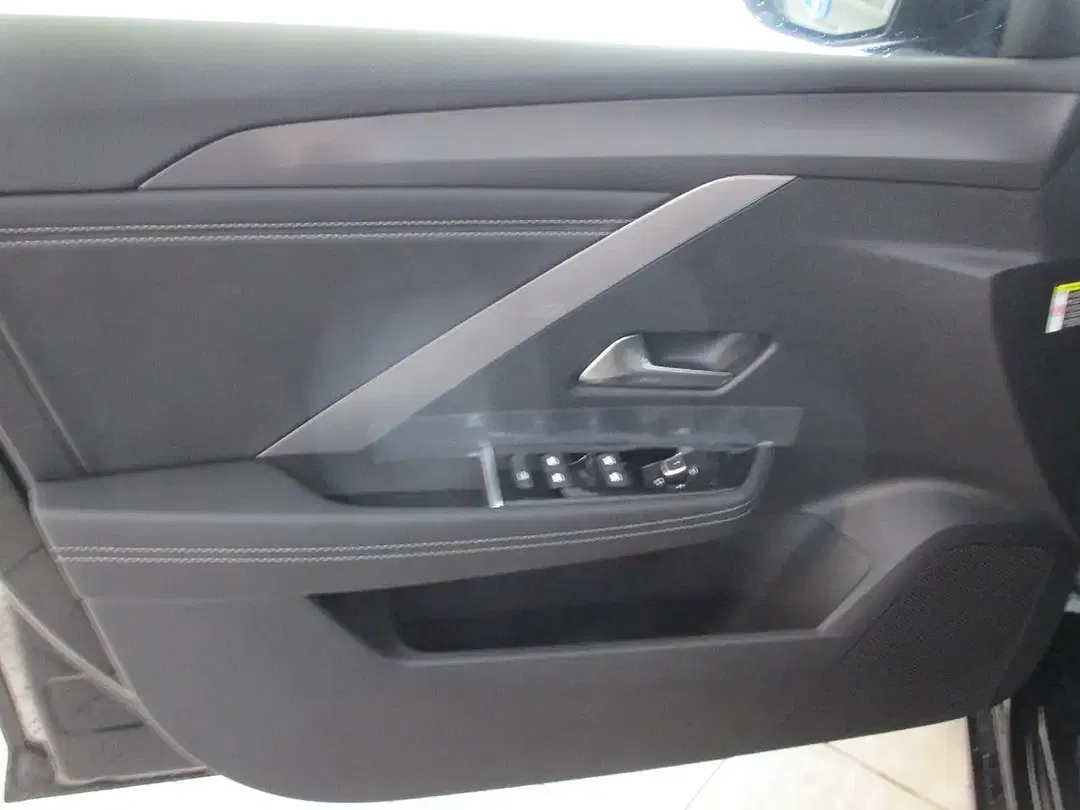 Opel Astra EV GS Matrix LED - Thumbnail 9