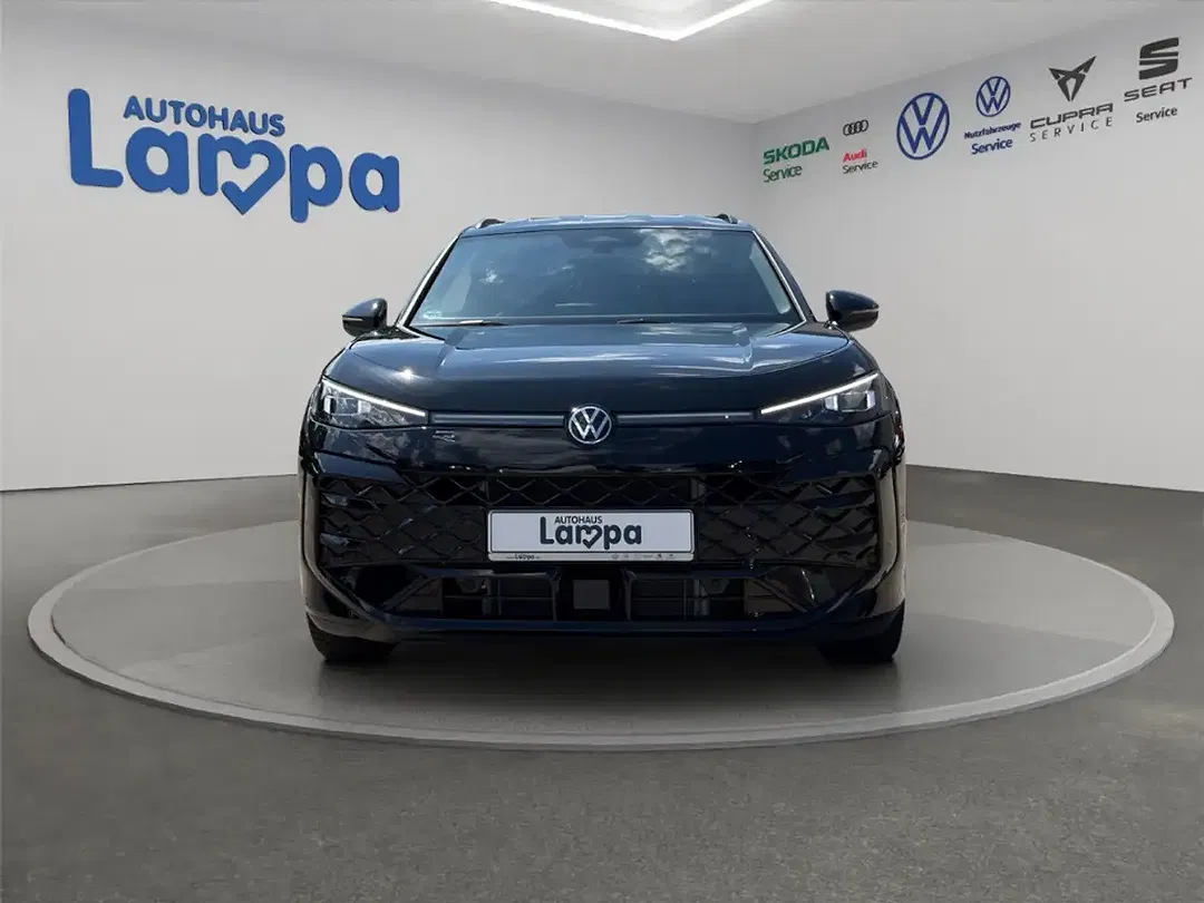 Volkswagen T-Roc 1.5 eTSI DSG R-Line - foto 2