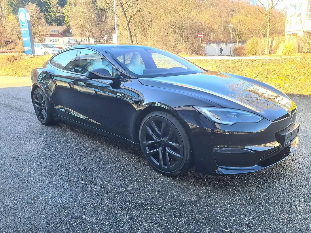 Tesla Model S Plaid - foto 2