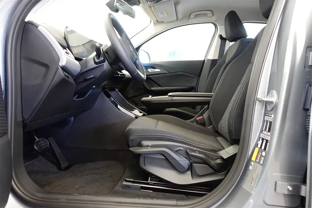 BMW iX2 eDrive - Thumbnail 5