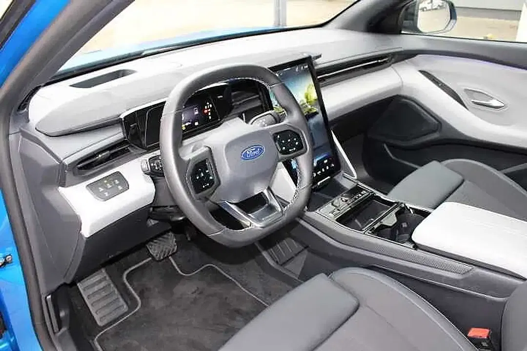 Ford Explorer Premium - Thumbnail 7