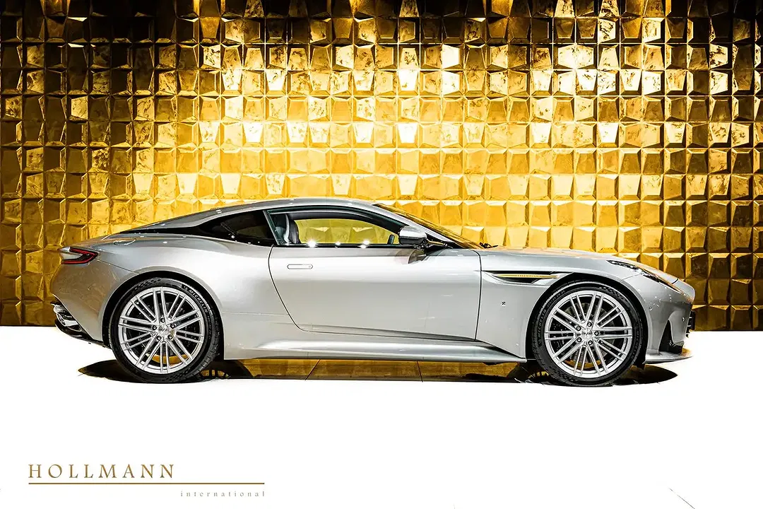 Aston Martin DB12 Edition - Thumbnail 11