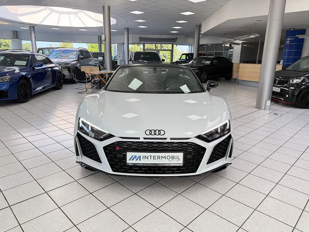 Audi R8 5.2 FSI exclusive - foto 2