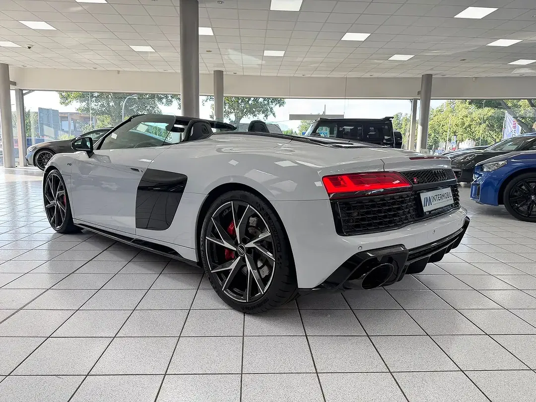 Audi R8 5.2 FSI exclusive - Thumbnail 6
