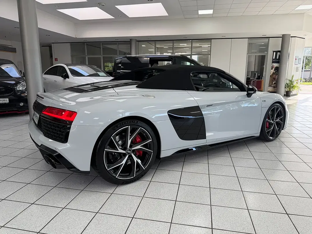 Audi R8 5.2 FSI exclusive - Thumbnail 7