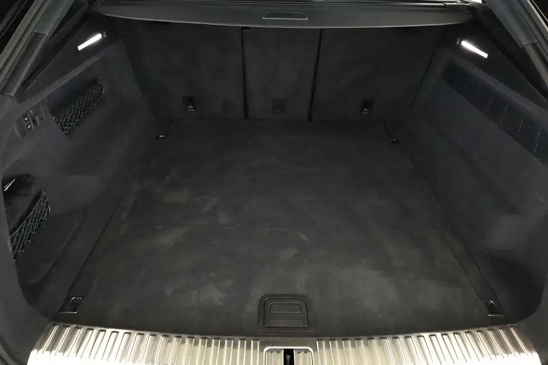 Audi SQ8 TFSI Matrix LED - Thumbnail 11