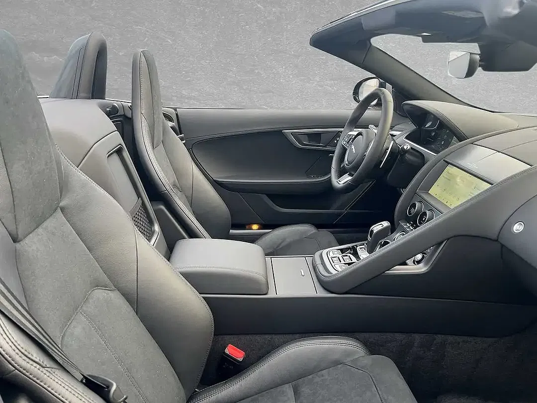 Jaguar F-Type P300 AUT Cabriolet - Thumbnail 3