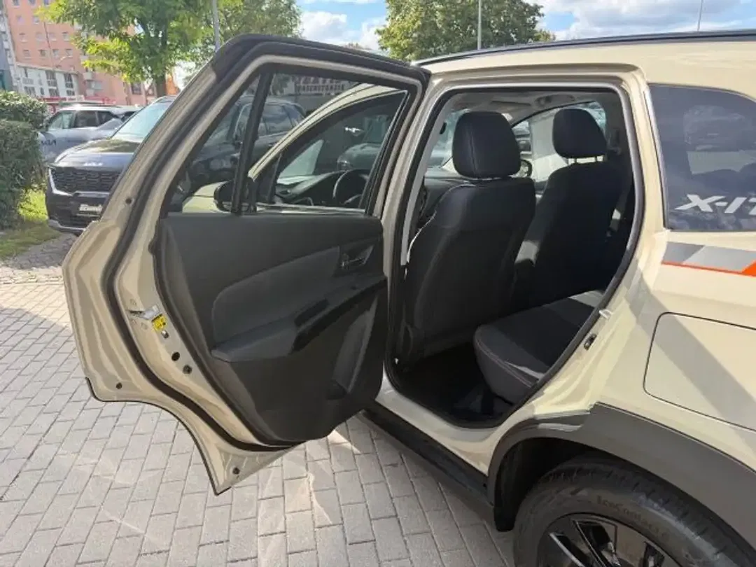 Suzuki S-Cross 1.4 BOOSTERJET 6AT 4x4 Comfort+ - Thumbnail 18
