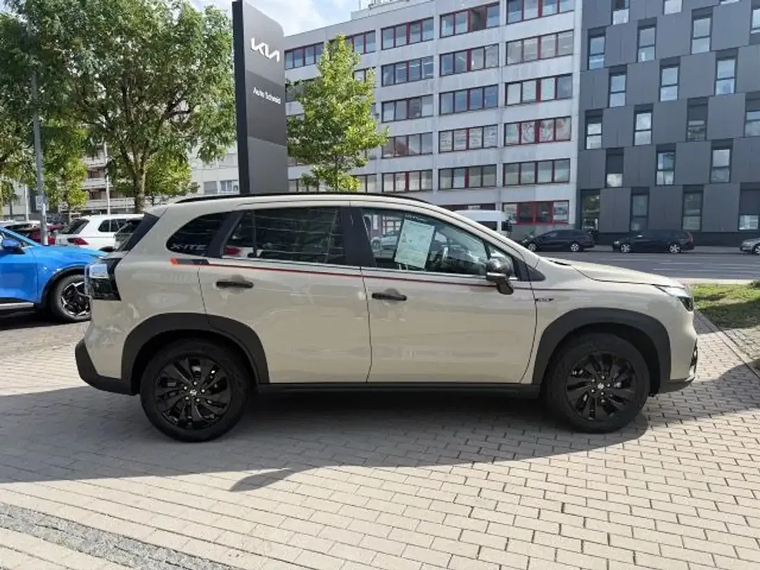 Suzuki S-Cross 1.4 BOOSTERJET 6AT 4x4 Comfort+ - Thumbnail 4