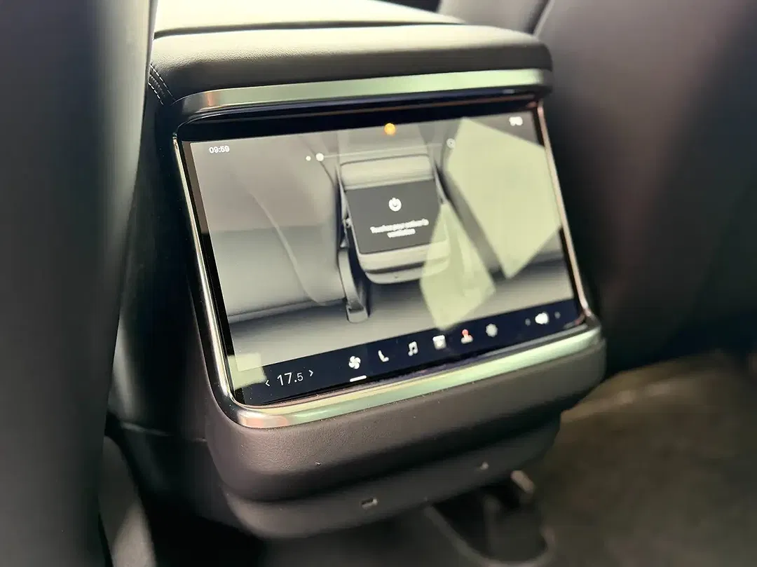 Tesla Model S Long Range - Thumbnail 20