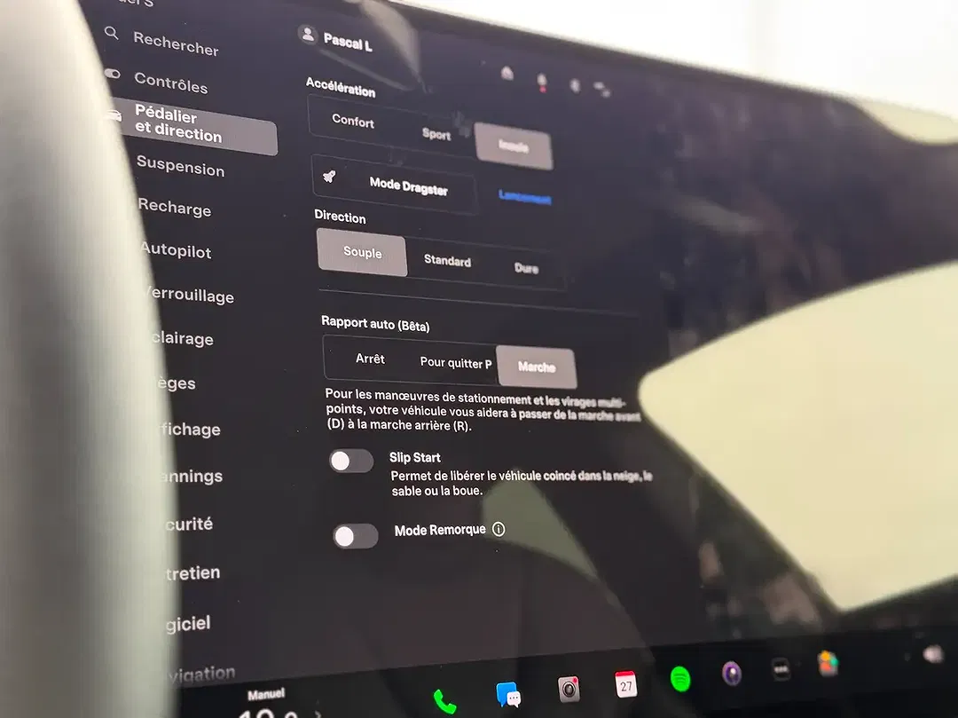 Tesla Model S Long Range - Thumbnail 24
