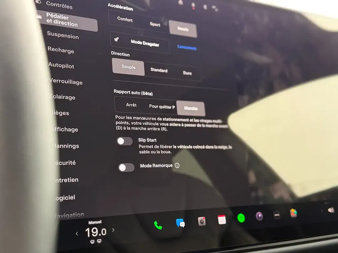 Tesla Model S Long Range - Thumbnail 25
