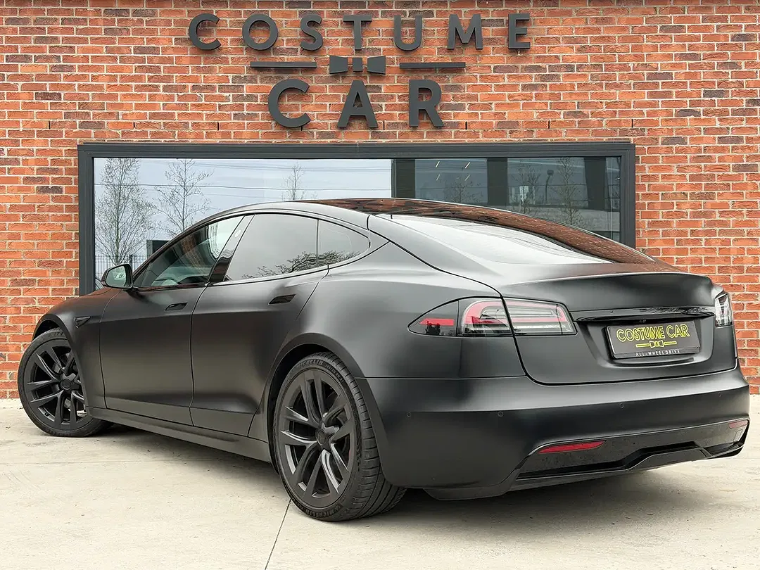 Tesla Model S Long Range - Thumbnail 6