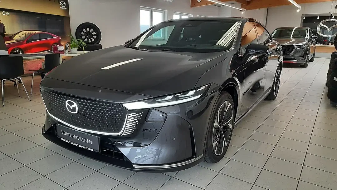 Mazda 6e EV Takumi - Afbeelding 1