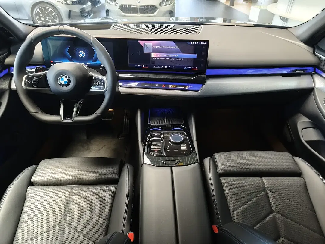 BMW 520 Touring M Sport Pro - Thumbnail 10