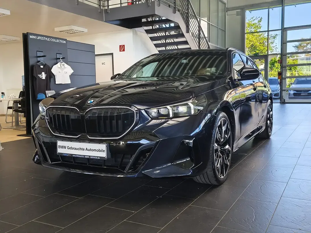 BMW 520 Touring M Sport Pro - Thumbnail 3