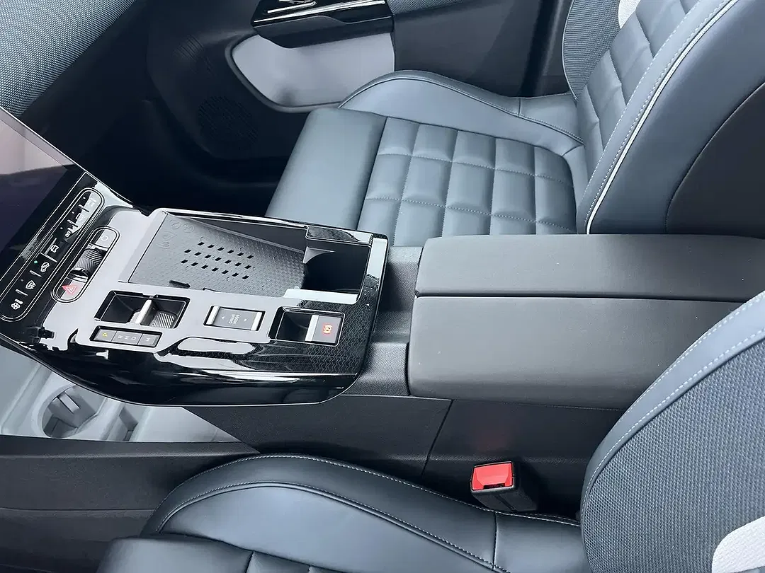 Citroen C5 Aircross Hybrid Max - Thumbnail 14