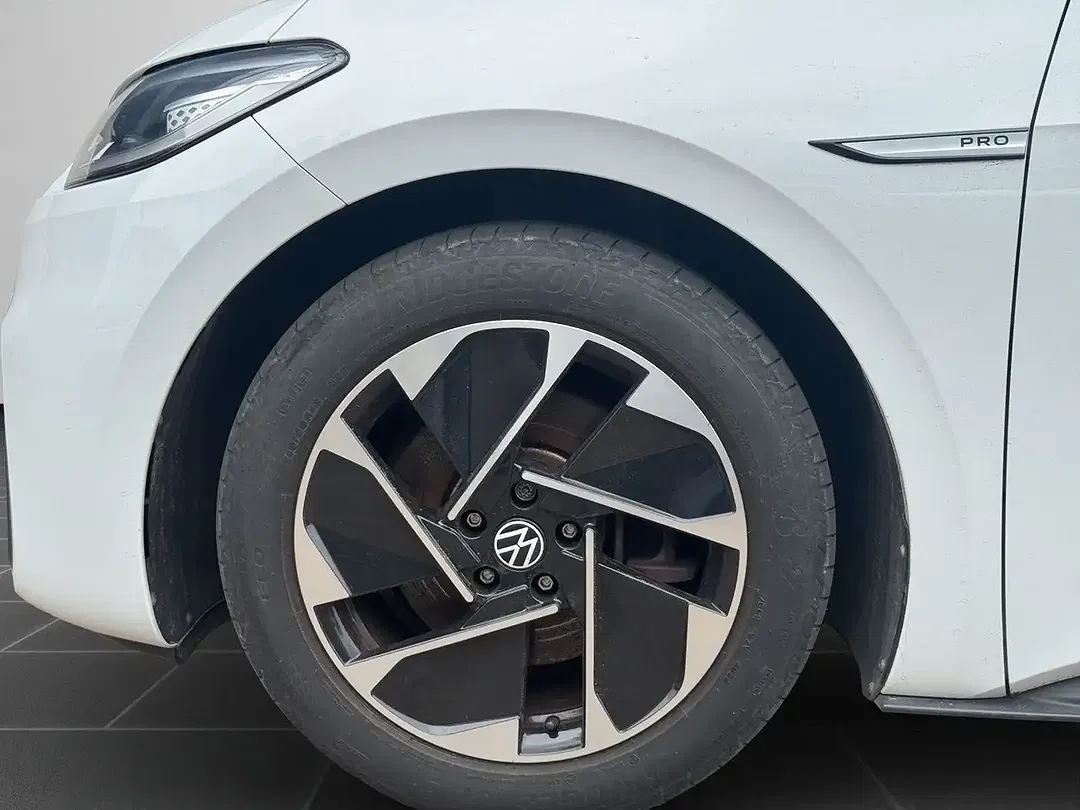 Volkswagen ID.3 Pro Performance - Thumbnail 8