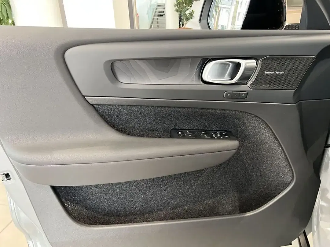 Volvo C40 Recharge Extended Range Ultimate - foto 12