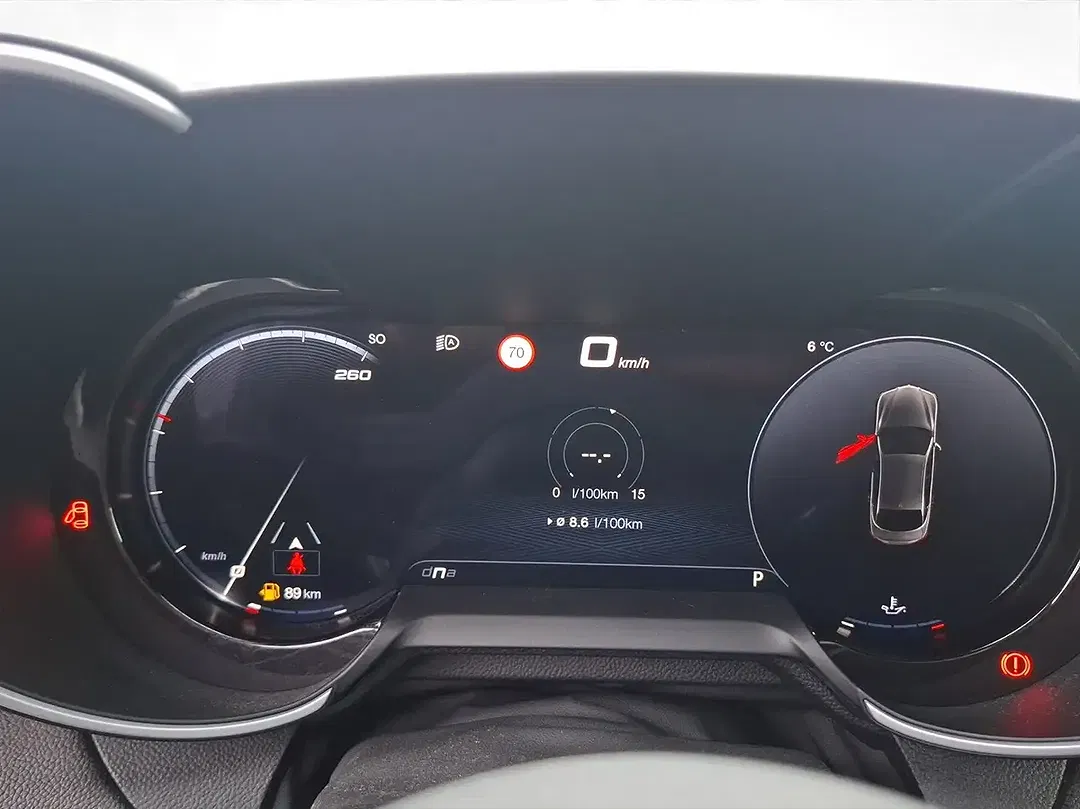 Alfa Romeo Giulia 2.0 16V Turbo Q4 Veloce - Thumbnail 11