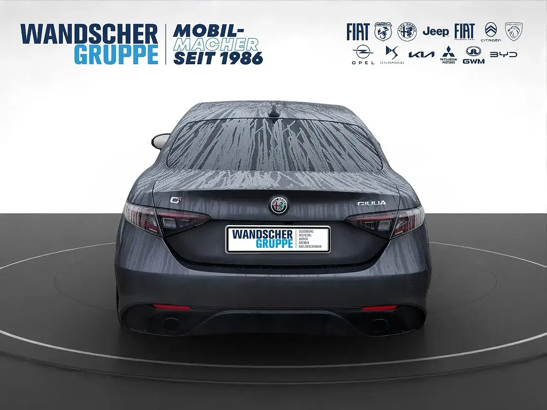 Alfa Romeo Giulia 2.0 16V Turbo Q4 Veloce - Thumbnail 4