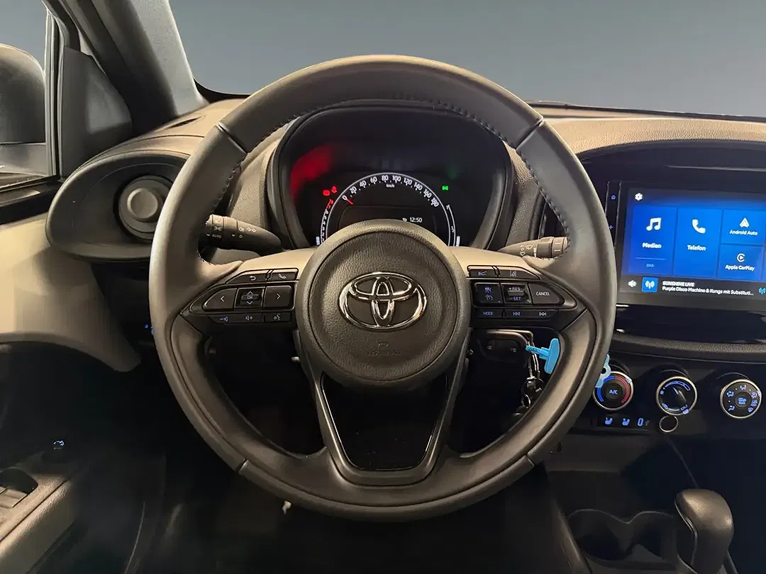 Toyota Aygo Business Edition - Thumbnail 12