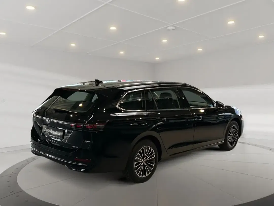 Volkswagen Passat Variant 1.5 eTSI DSG Elegance - Thumbnail 2