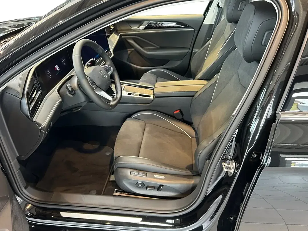 Volkswagen Passat Variant 1.5 eTSI DSG Elegance - Thumbnail 7