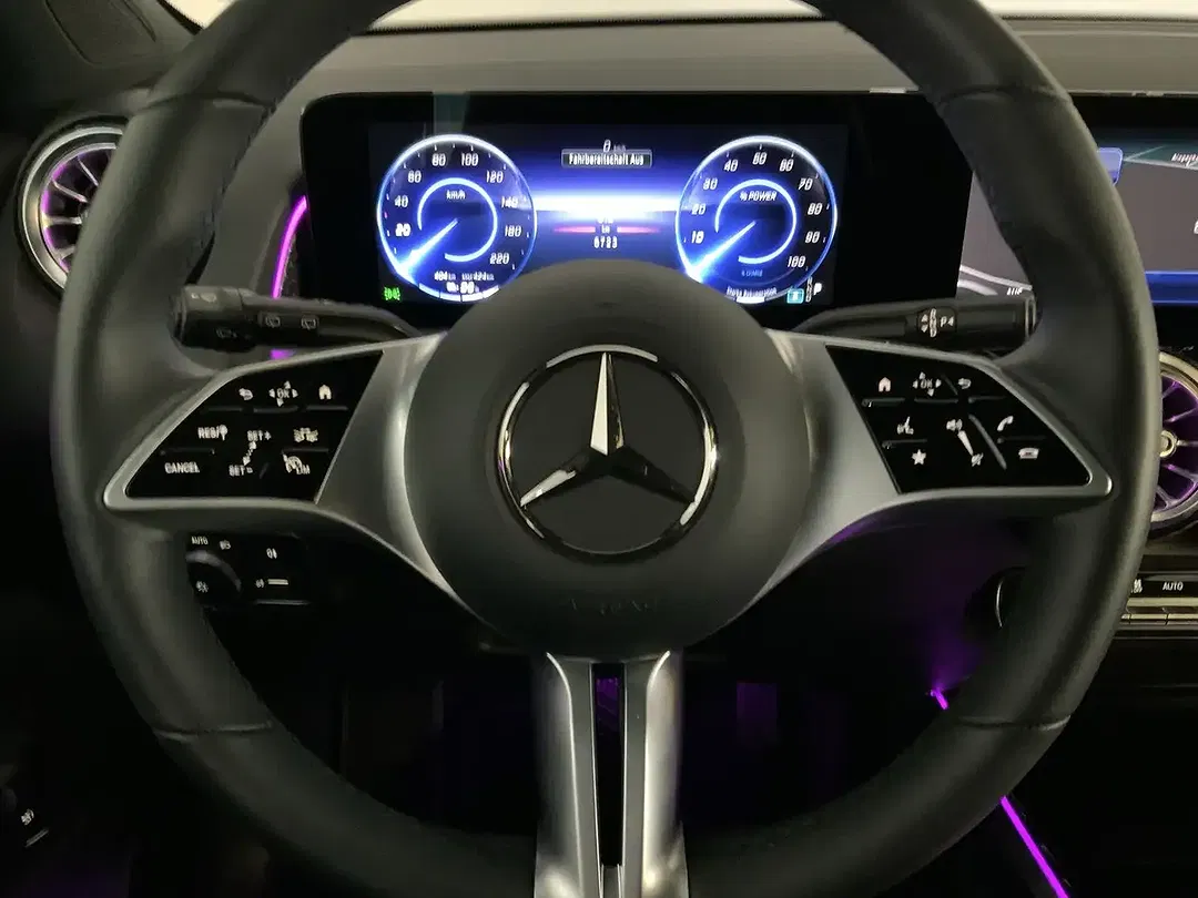 Mercedes-Benz EQB 300 4MATIC Progressive - Thumbnail 9