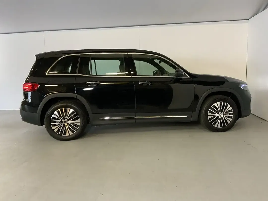 Mercedes-Benz EQB 300 4MATIC Progressive - Thumbnail 3