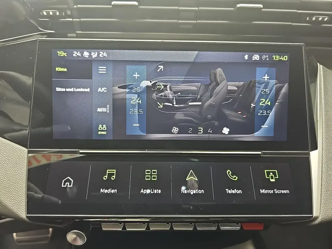 Peugeot 308 Hybrid GT Comfort SW - Thumbnail 11