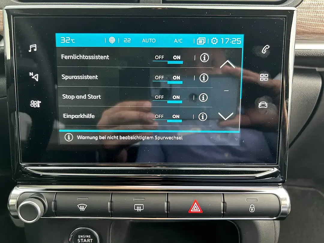 Citroen C3 PureTech EAT6 Max - Thumbnail 13