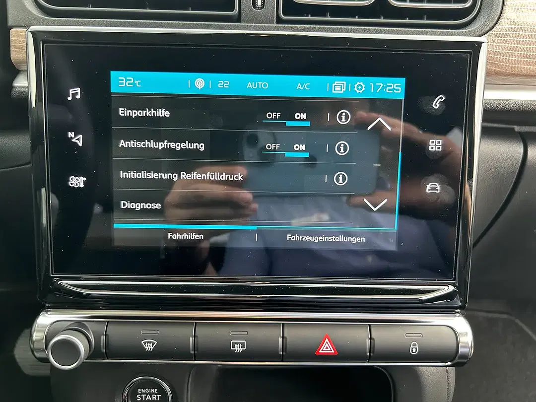 Citroen C3 PureTech EAT6 Max - Thumbnail 14