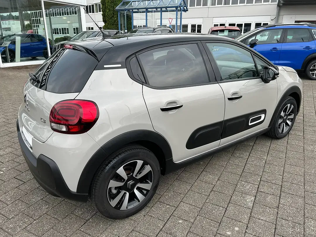Citroen C3 PureTech EAT6 Max - Thumbnail 4