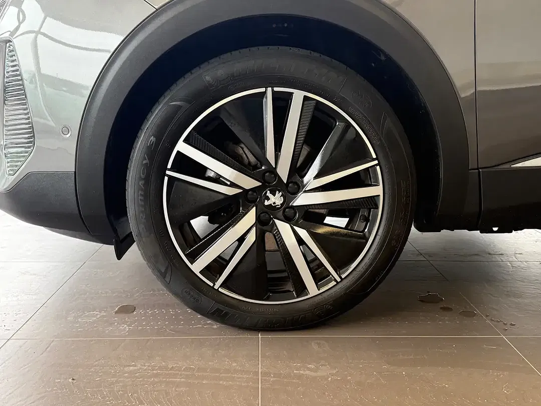 Peugeot 3008 130 PureTech GT - Thumbnail 9