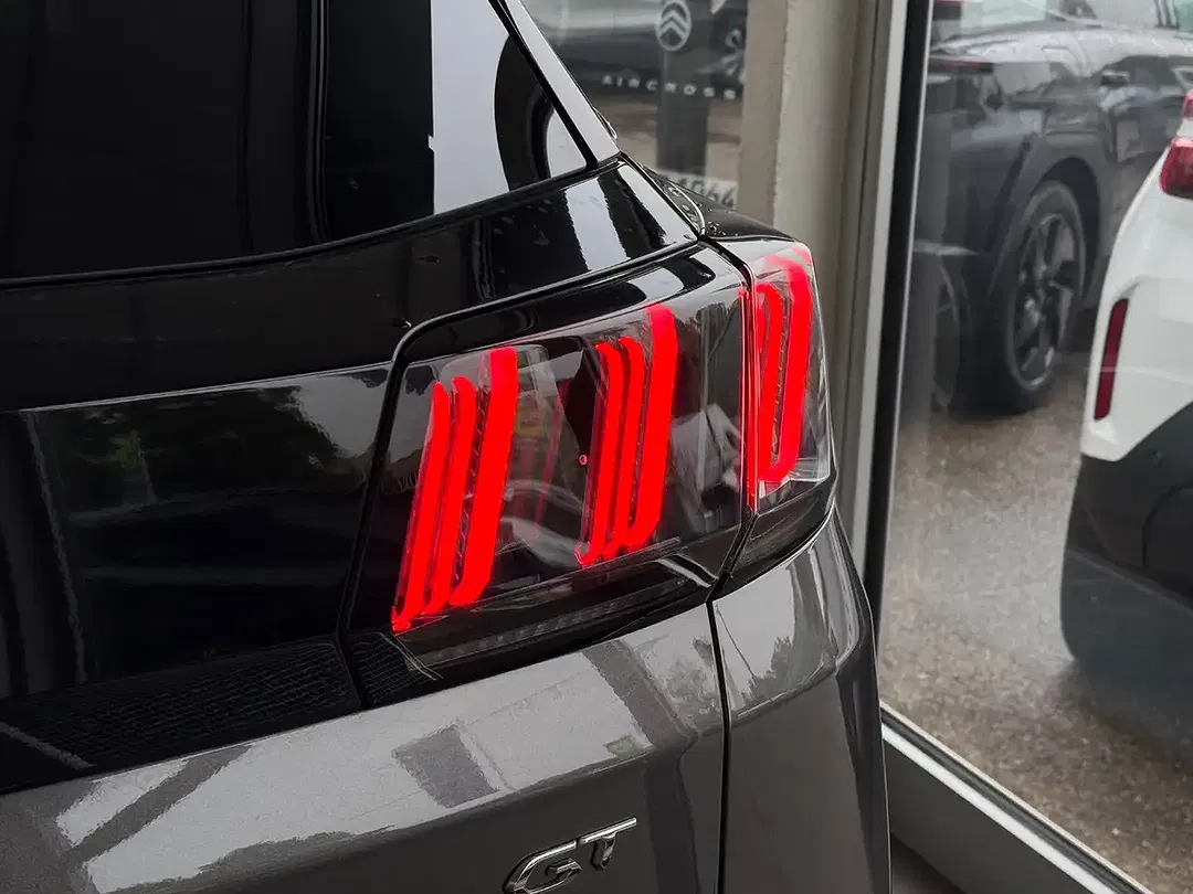 Peugeot 3008 130 PureTech GT - Thumbnail 8