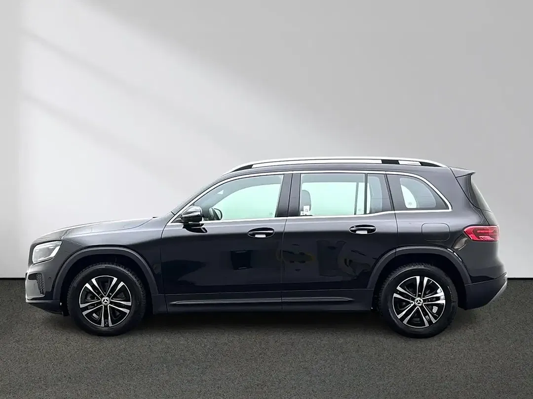 Mercedes-Benz GLB 200 MBUX - Thumbnail 2