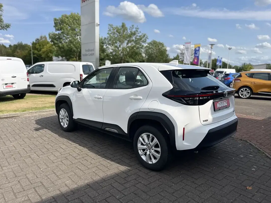 Toyota Yaris Cross 1.5 VVT-i Hybrid Comfort - Thumbnail 3