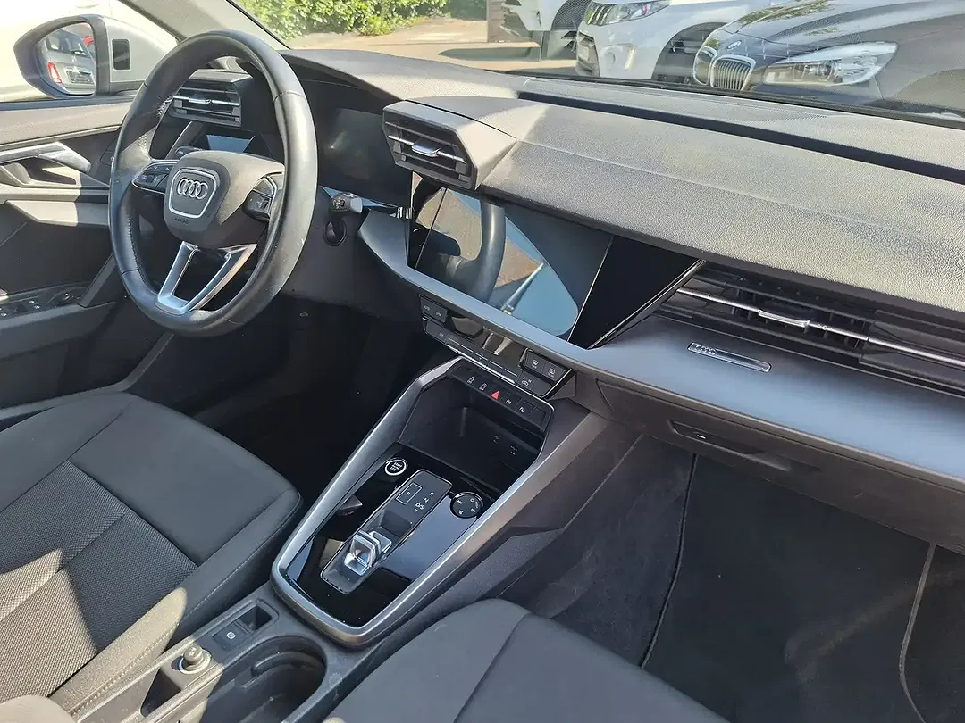 Audi A3 30 TFSI Sportback Edition - Thumbnail 11