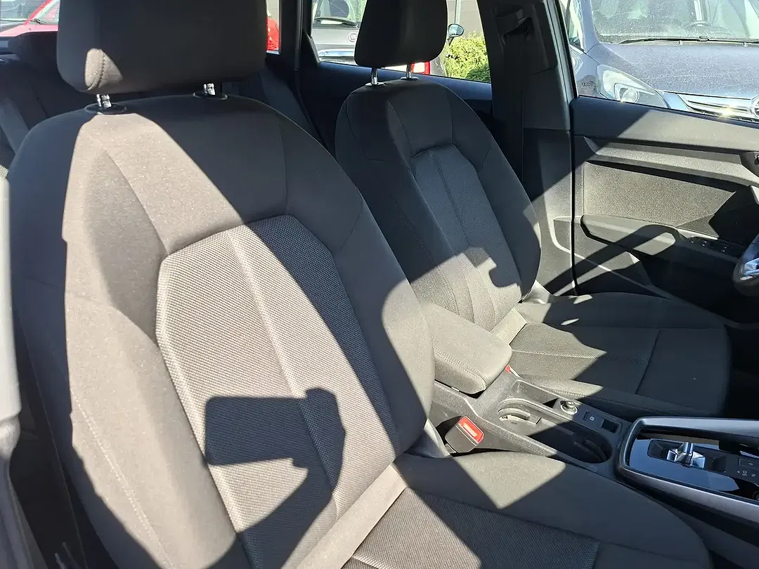 Audi A3 30 TFSI Sportback Edition - Thumbnail 12
