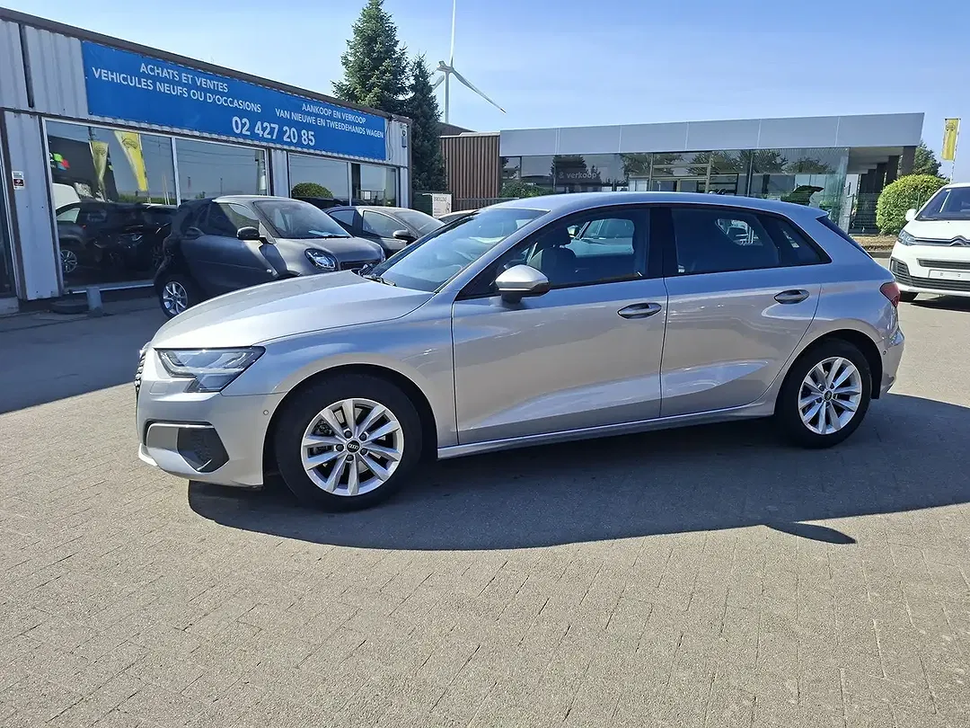 Audi A3 30 TFSI Sportback Edition - Thumbnail 4