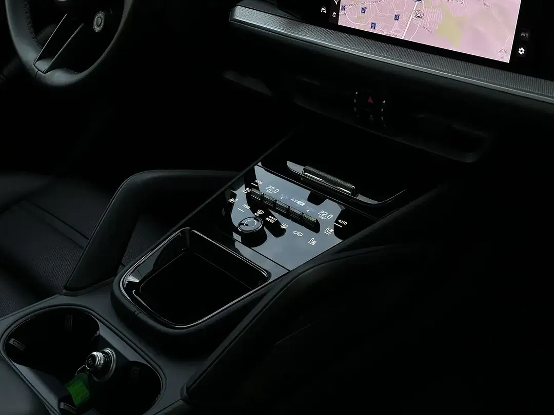 Porsche Cayenne E-Hybrid Coupe - Thumbnail 11